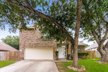 8926 West Crk Converse, TX 78109